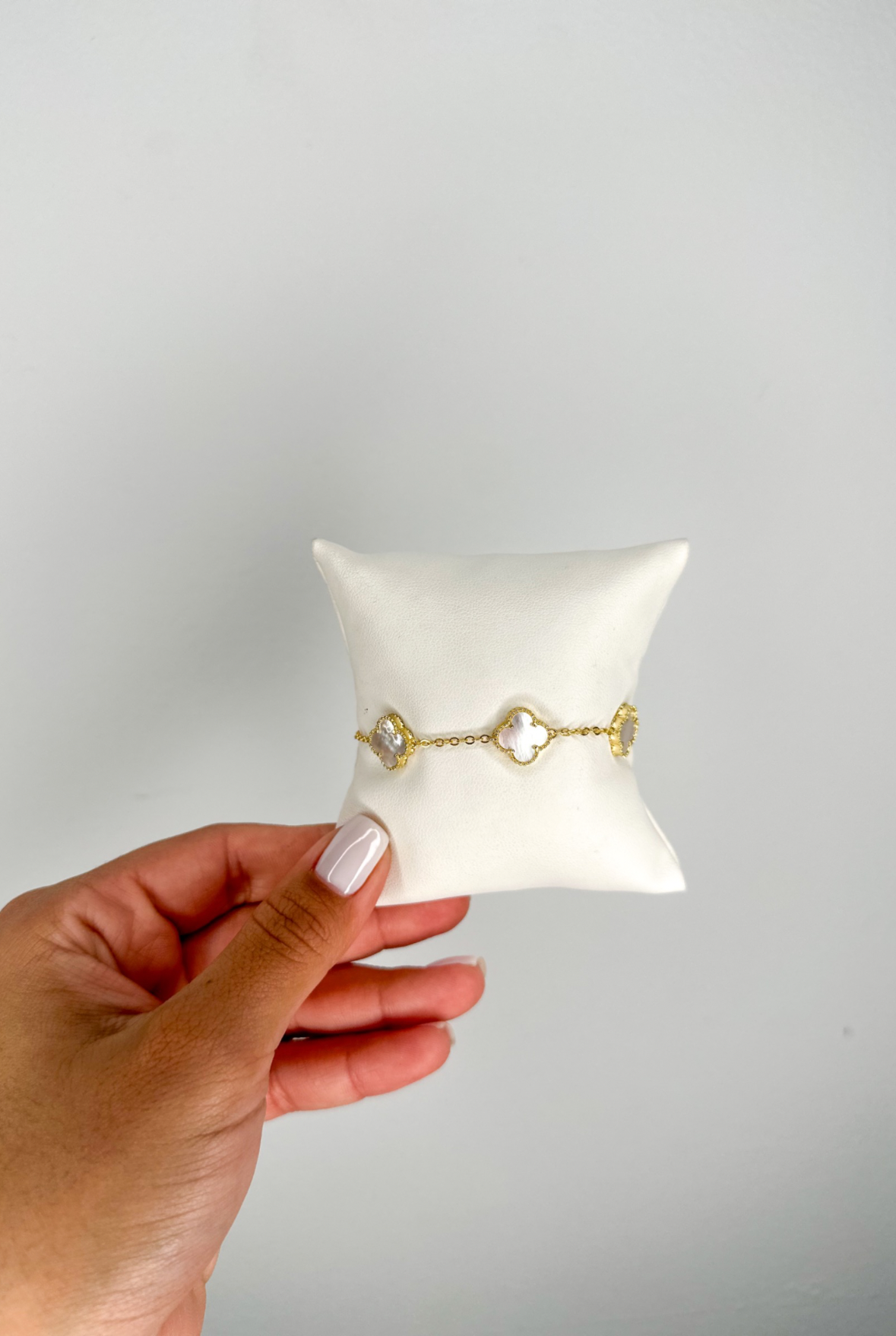 Clover Pearl Bracelets