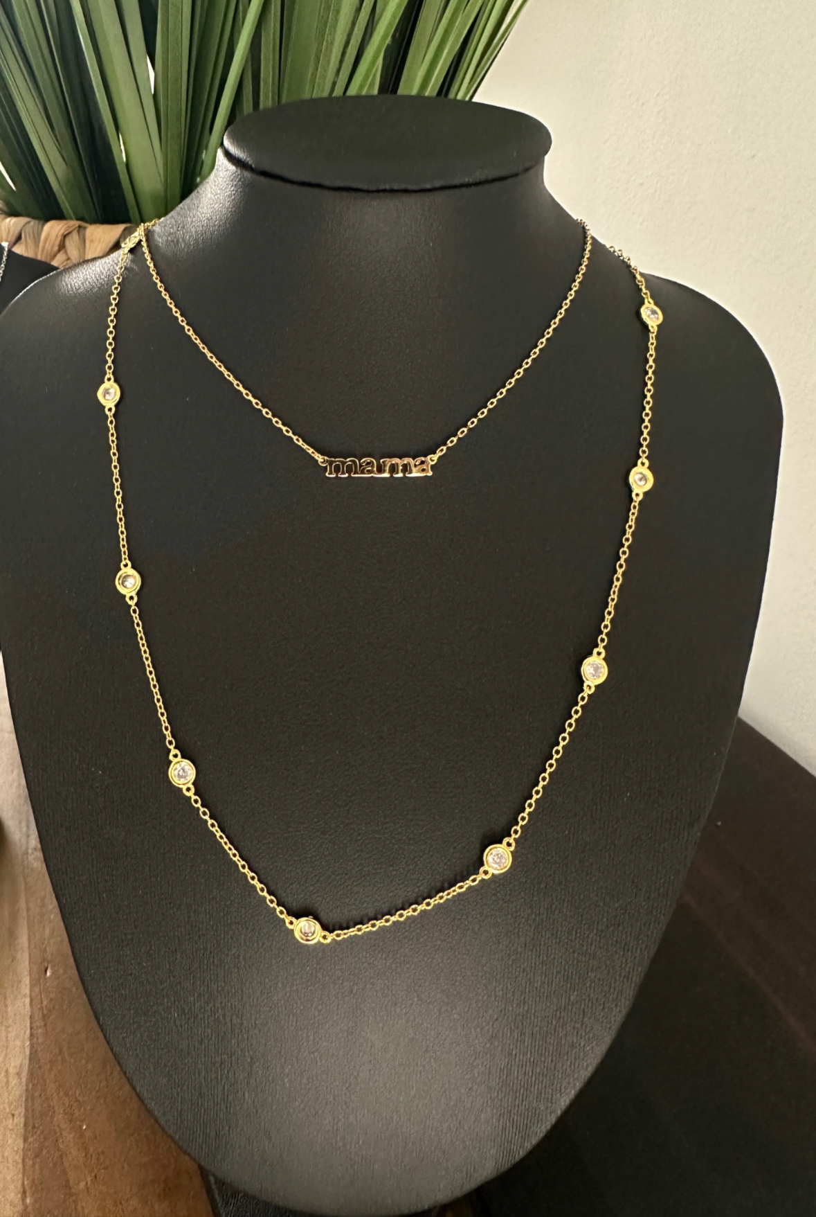 Mama Necklace